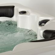 Kona Elite gallery detail image