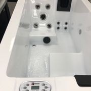 Serene 2 | Modern Spa Pool gallery detail image