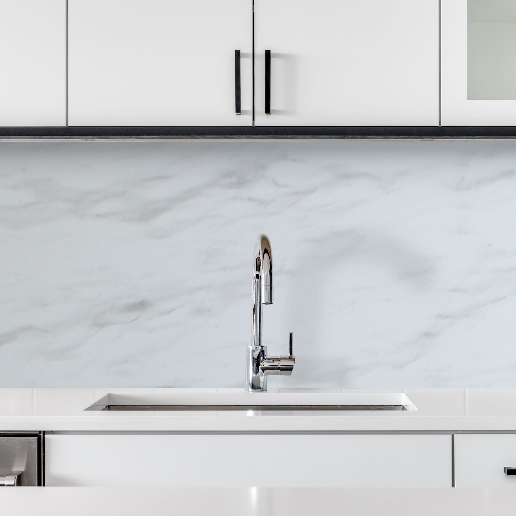 DES SPL White Marble / Blk Marble 3100mm x 750mm x 4mm gallery detail image
