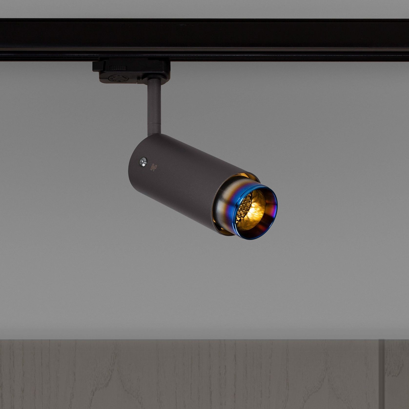 Exhaust Track Light - Linear/Graphite gallery detail image