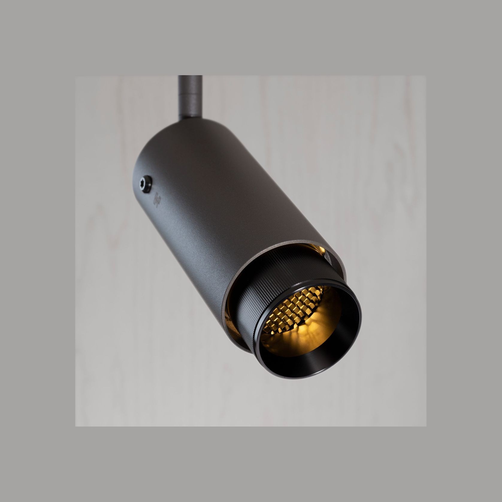 Linear Exhaust Spotlight | Graphite gallery detail image