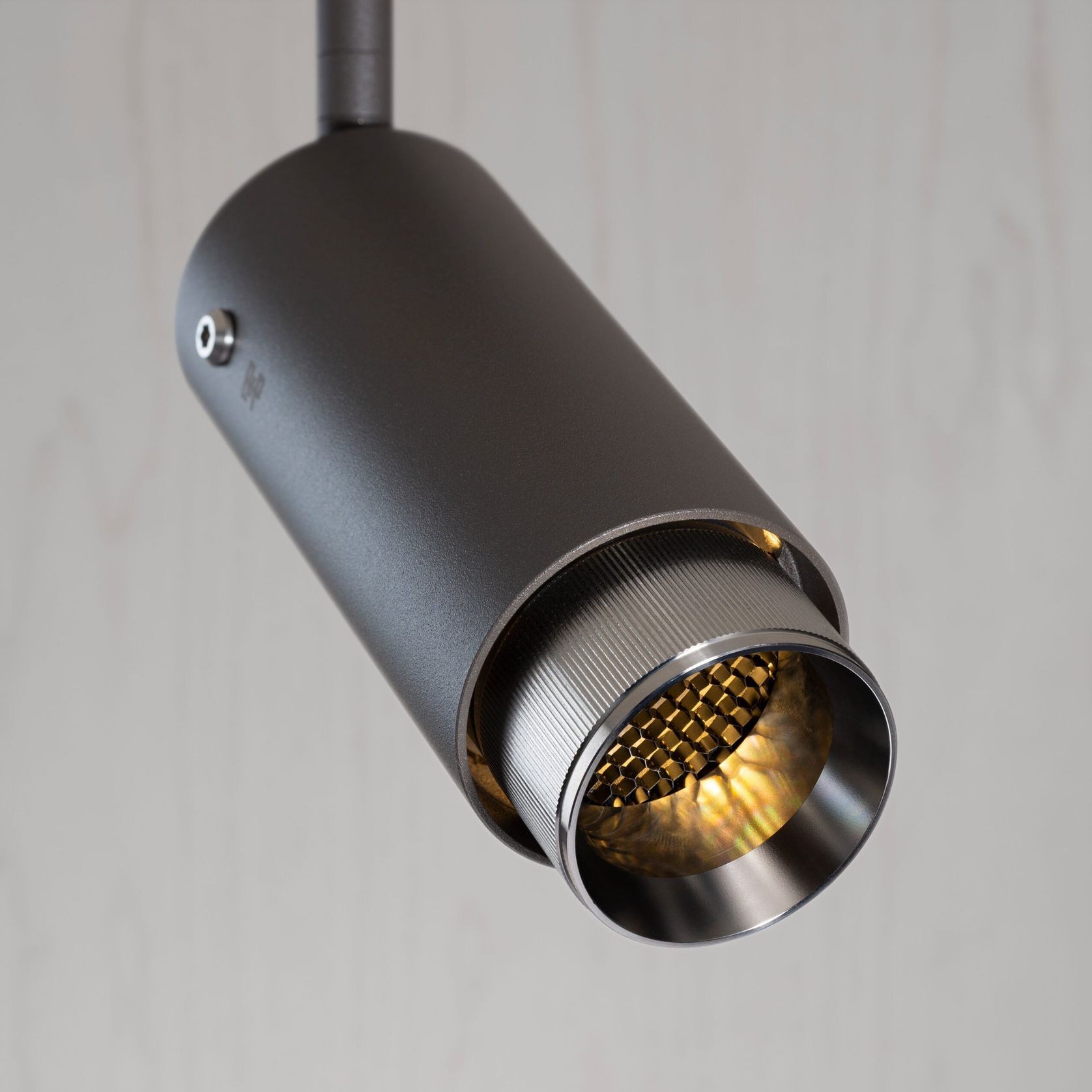 Linear Exhaust Spotlight | Graphite gallery detail image