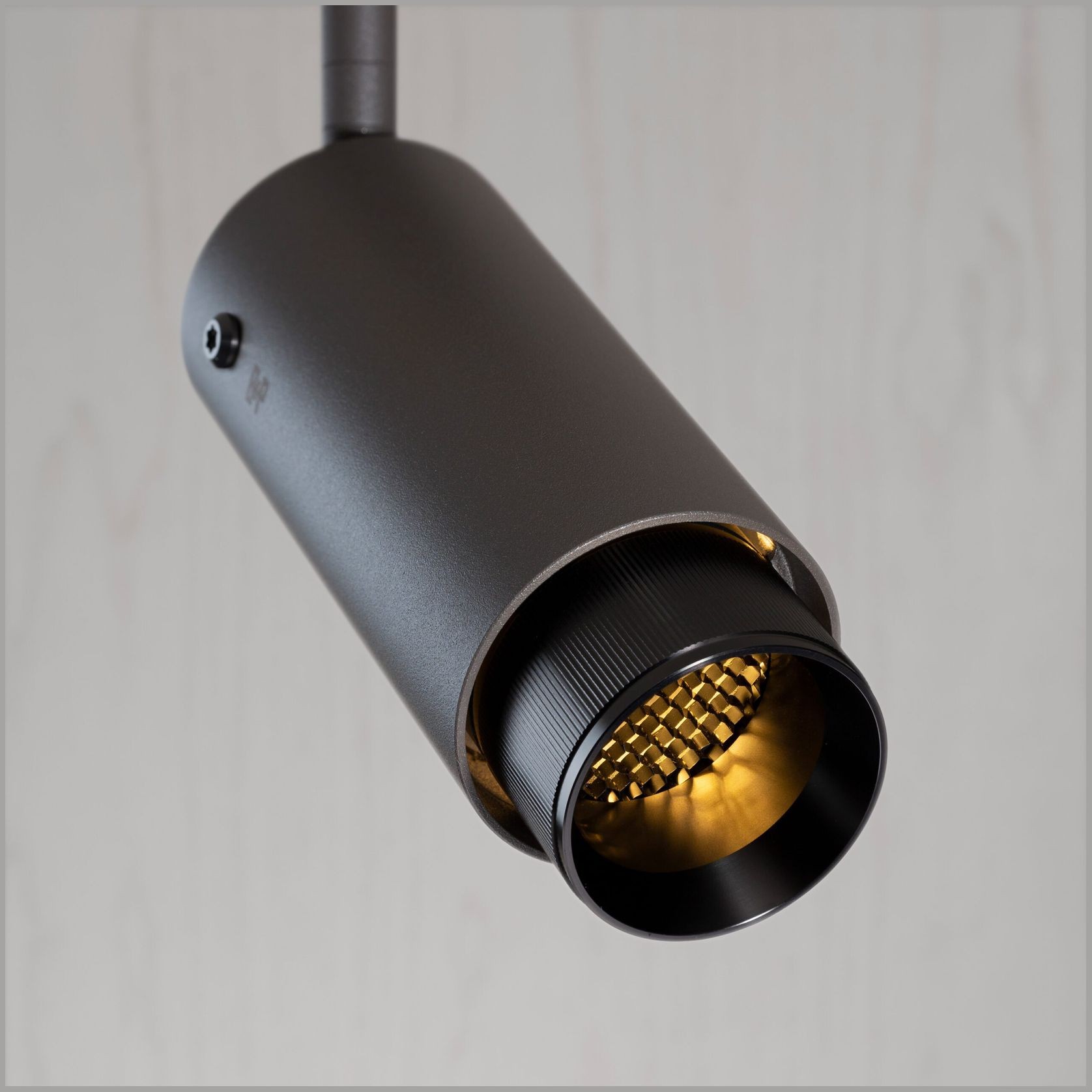 Exhaust Track Light - Linear/Graphite gallery detail image