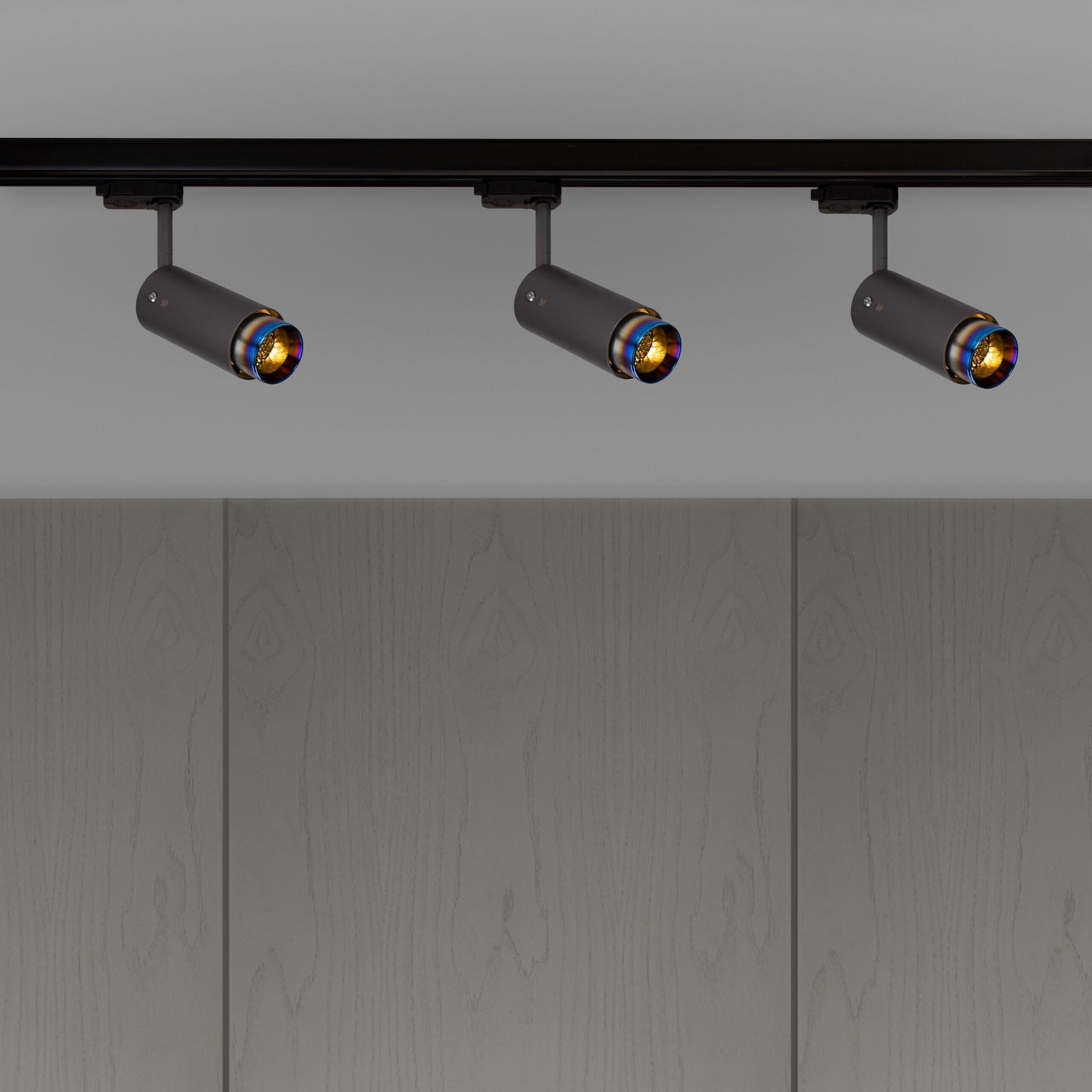 Exhaust Track Light - Linear/Graphite gallery detail image