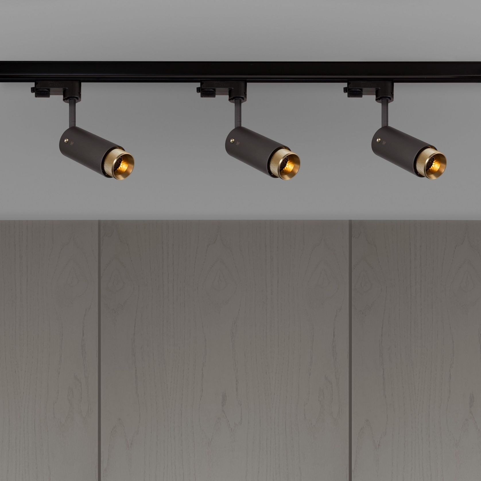 Cross Exhaust Track Light | Graphite gallery detail image
