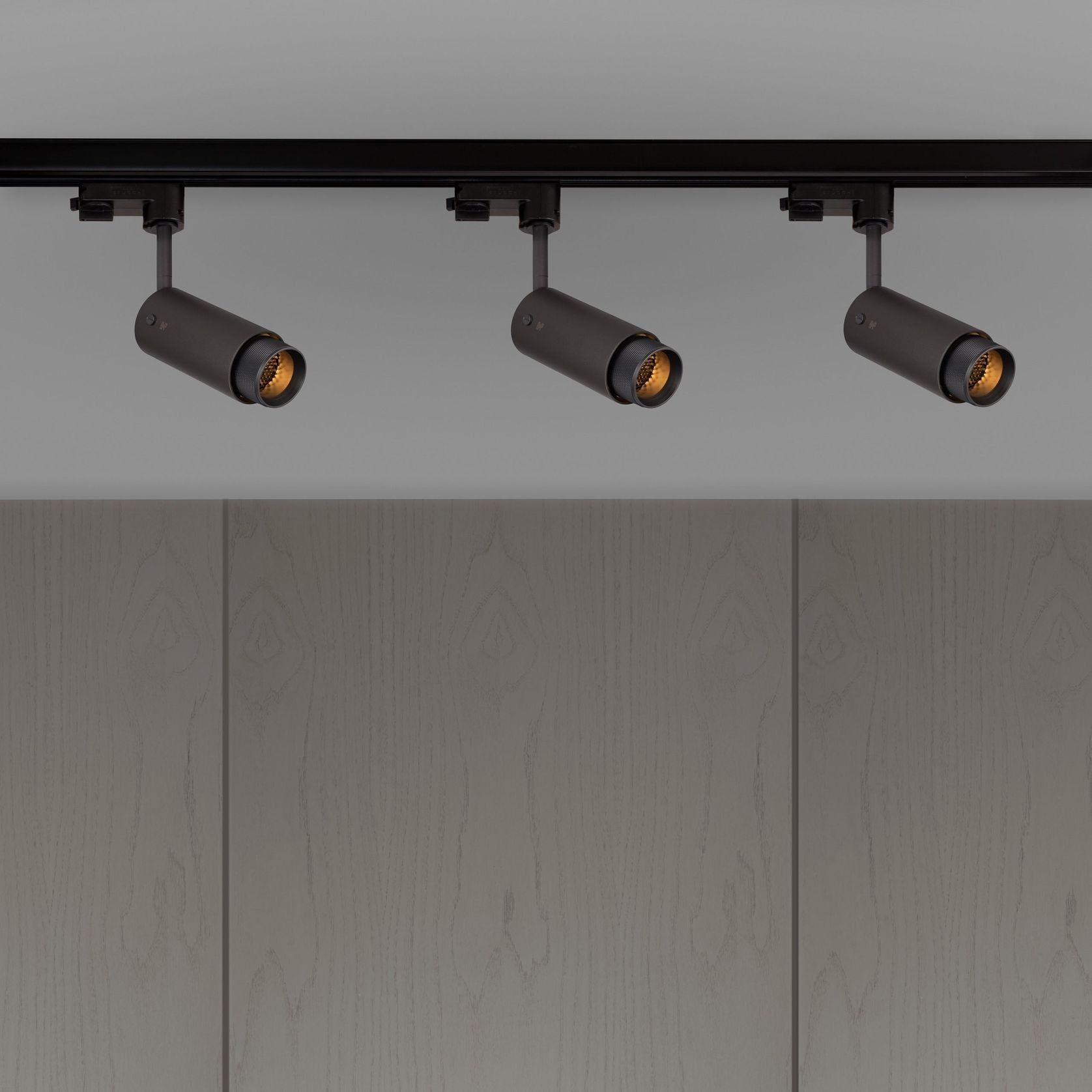Cross Exhaust Track Light | Graphite gallery detail image