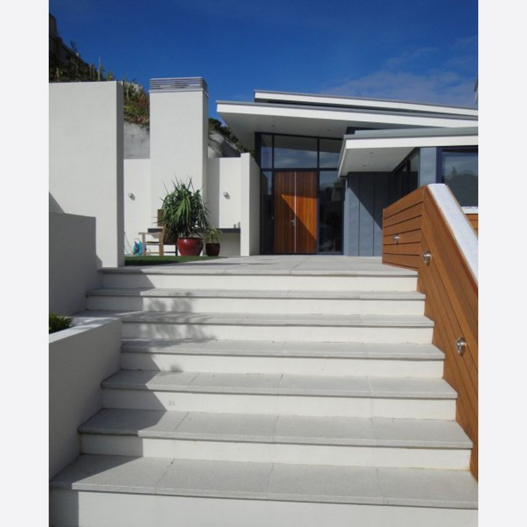Veneto Bullnose Paving gallery detail image