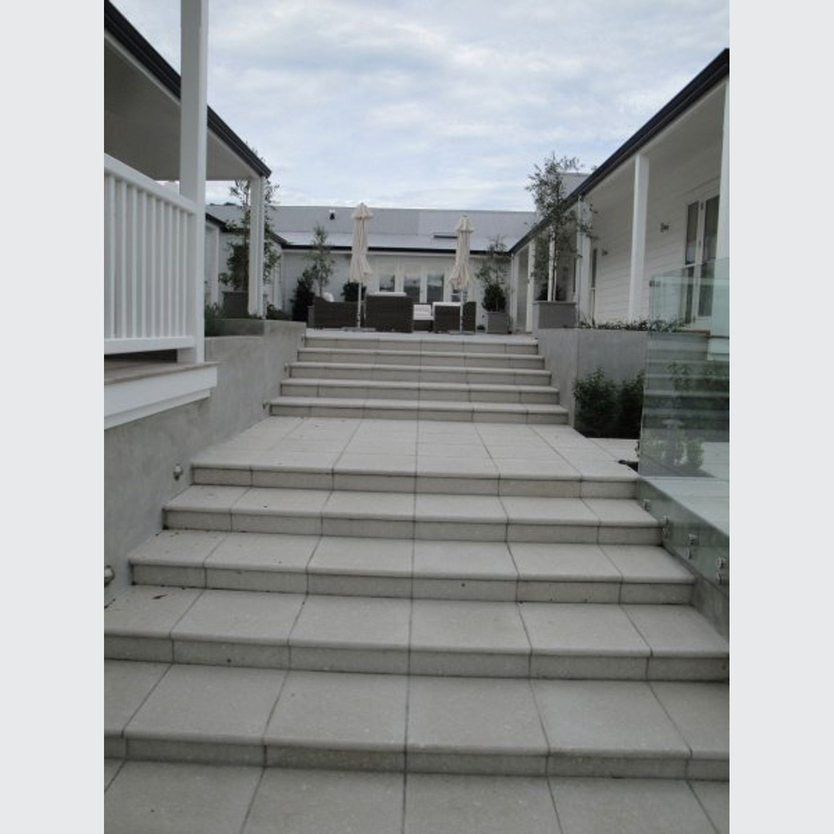 Veneto Bullnose Paving gallery detail image