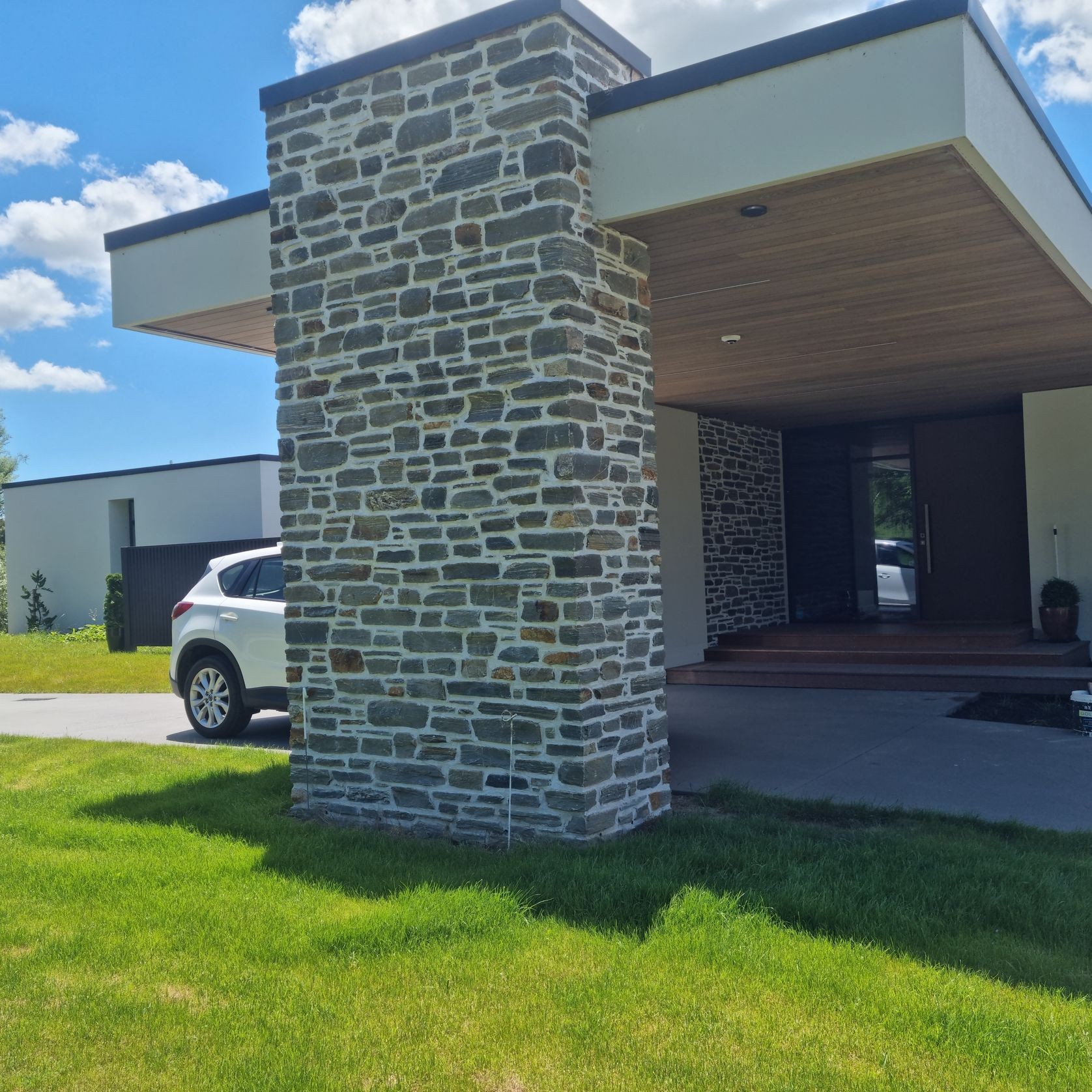 Farmhouse Style Stone gallery detail image
