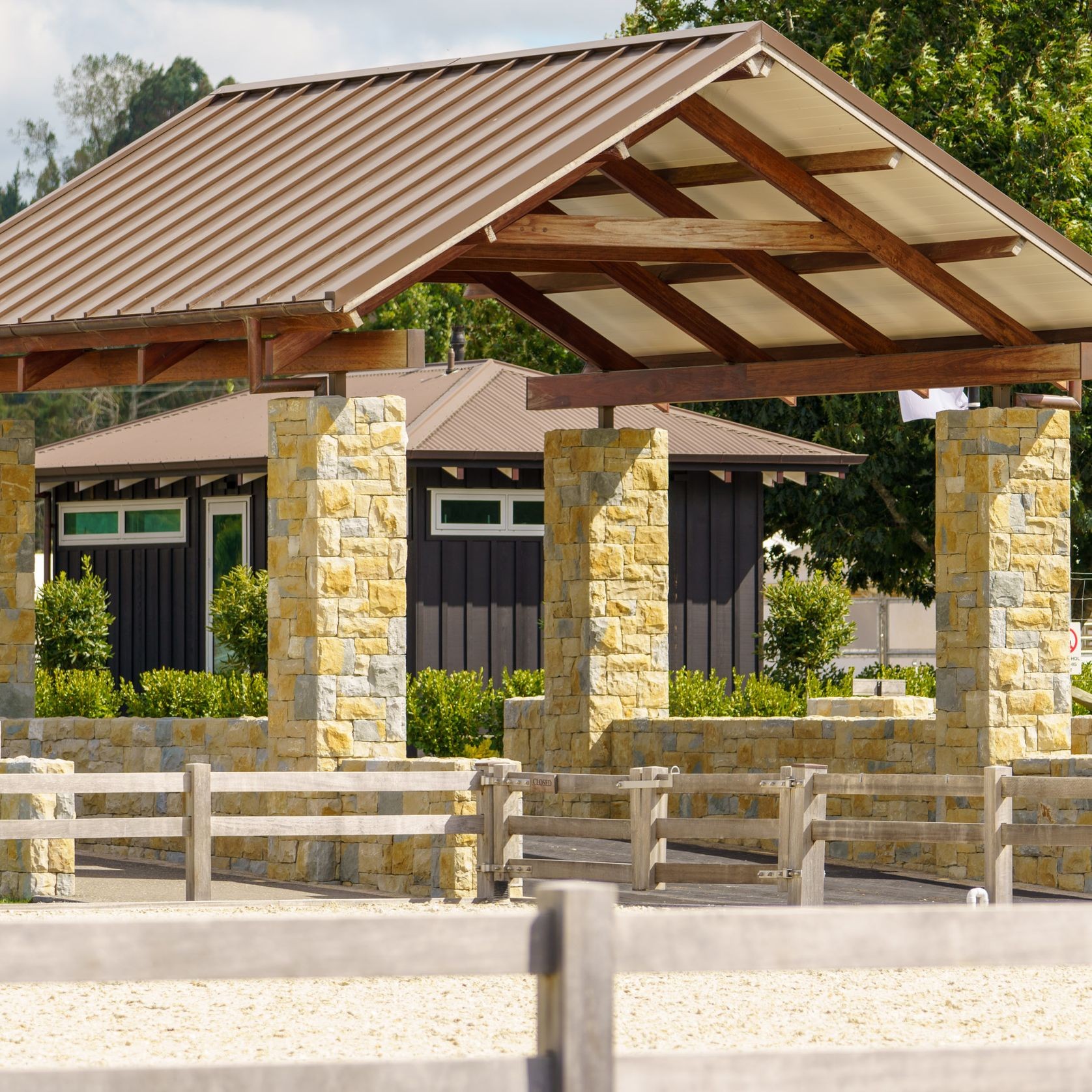 Stone Columns & Pillars gallery detail image