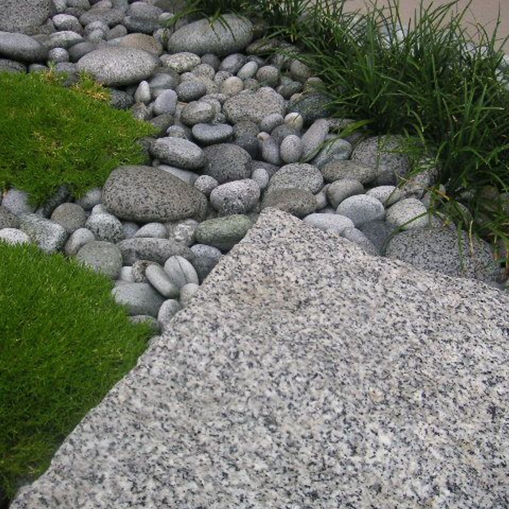 Eco Outdoor Natural Stone Pebbles gallery detail image