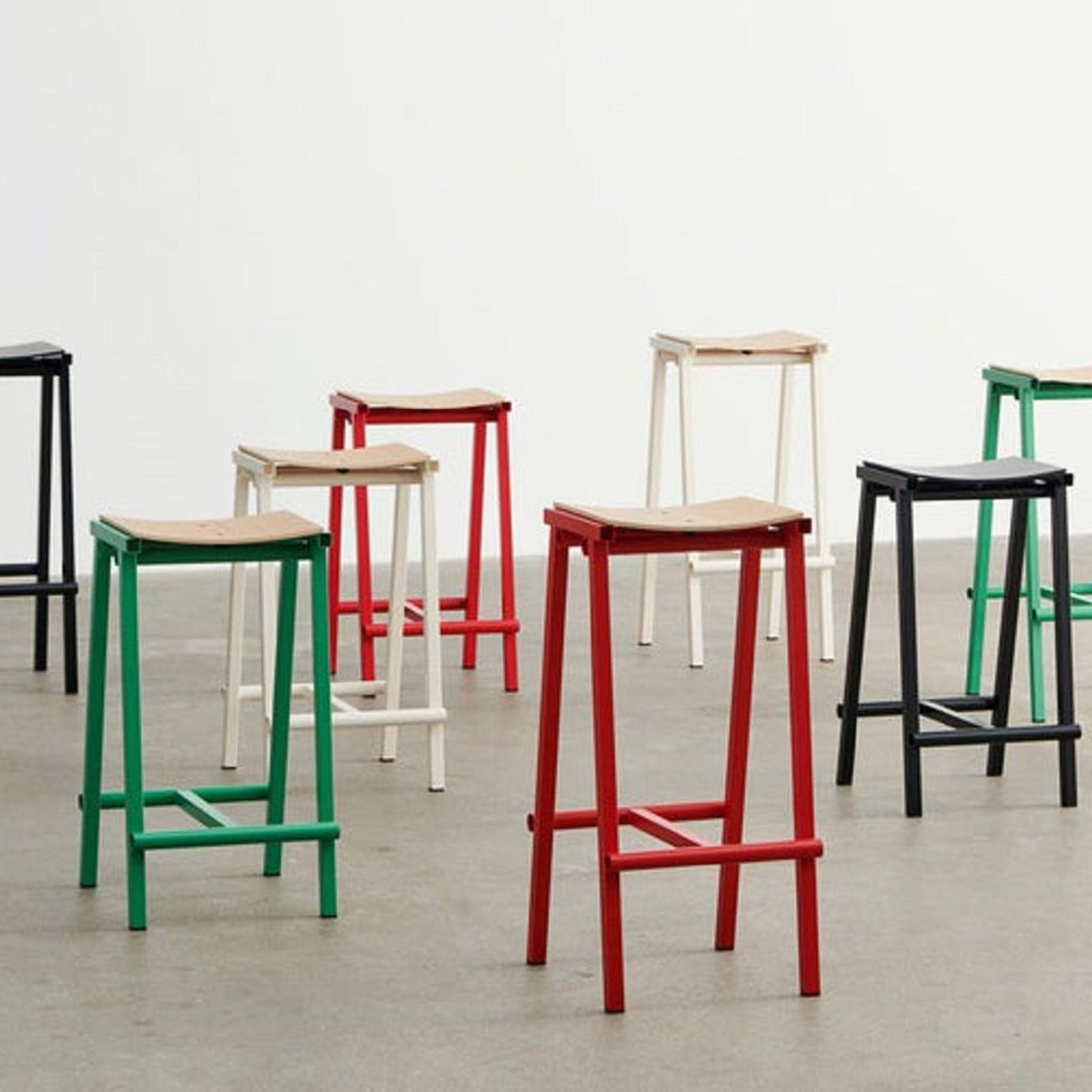 Taburete 8 Bar Stool gallery detail image