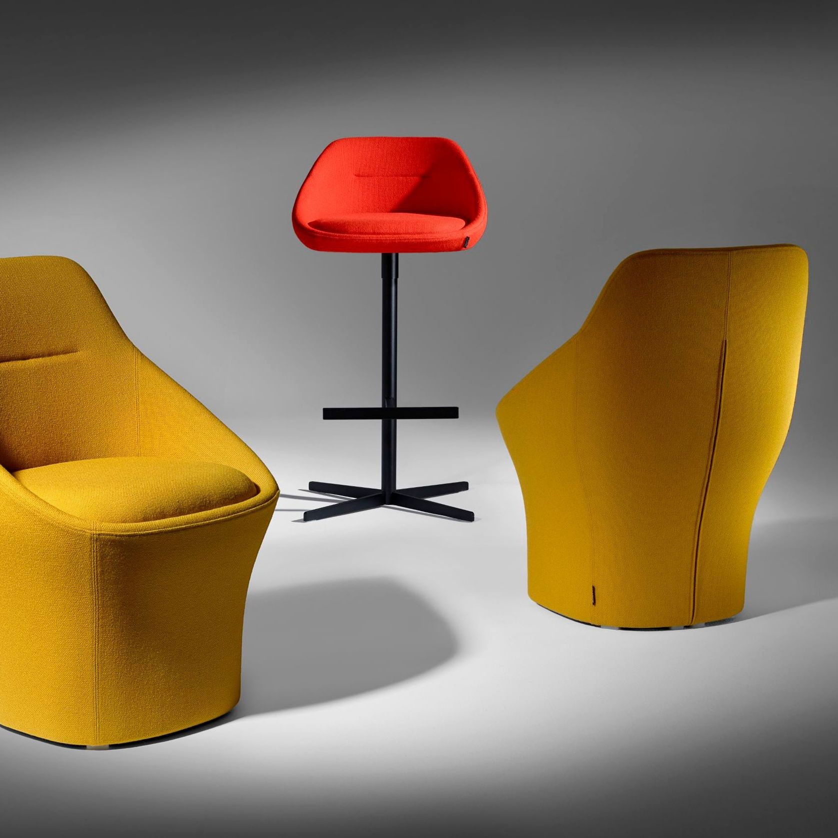 Ezy Bar Stool by Christophe Pillet gallery detail image