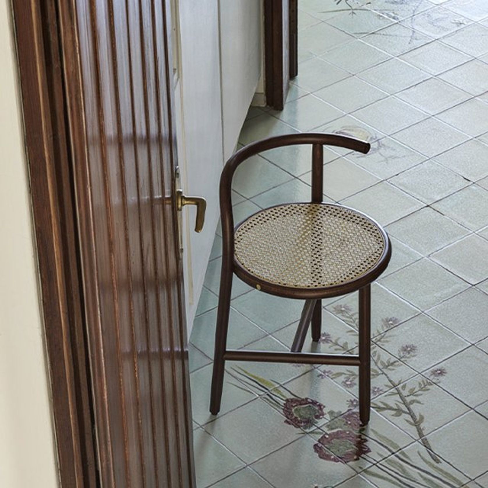 GmbH Single Curve | Stool gallery detail image