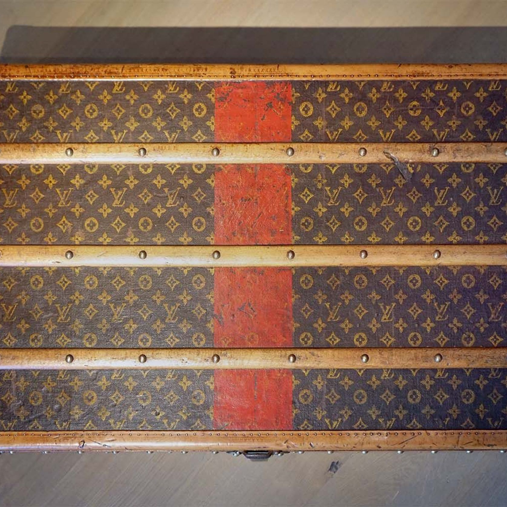 Louis Vuitton Vintage Trunk gallery detail image