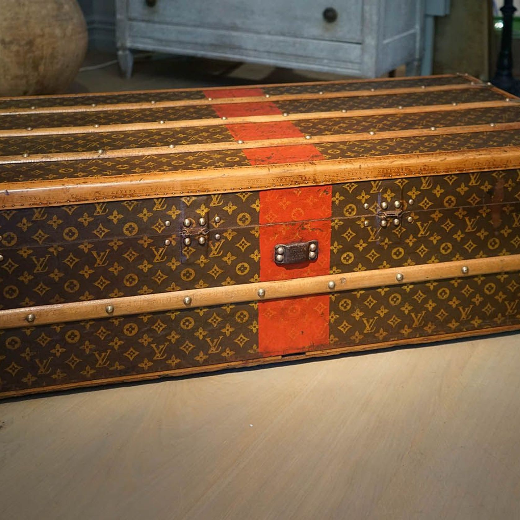 Louis Vuitton Vintage Trunk gallery detail image