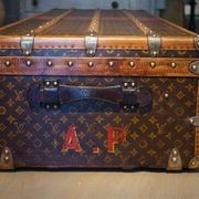 Louis Vuitton Vintage Trunk gallery detail image