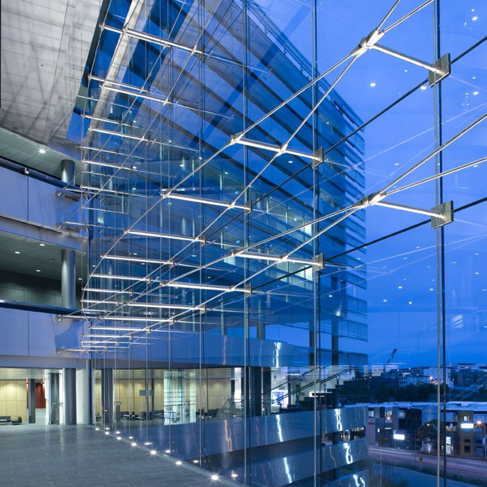 Total Vision Structural Glass gallery detail image