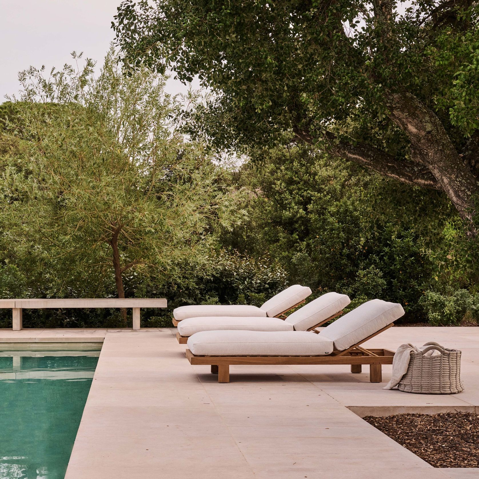 Pure | Lounger gallery detail image