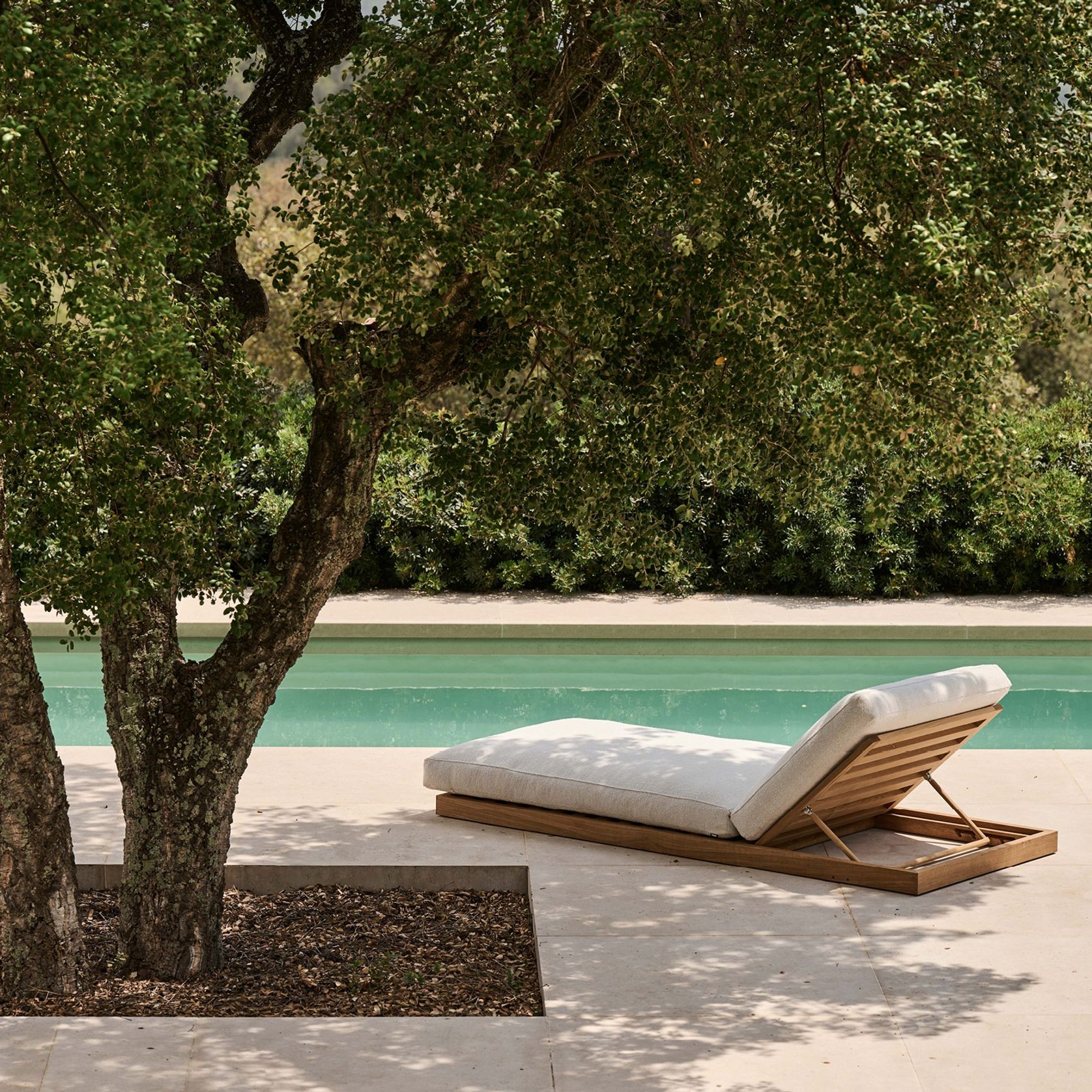 Pure | Lounger gallery detail image