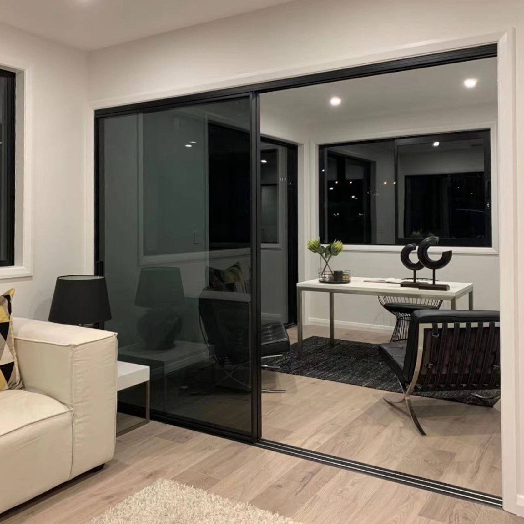 SHADE | SlimLine PLUS Sliding Doors gallery detail image
