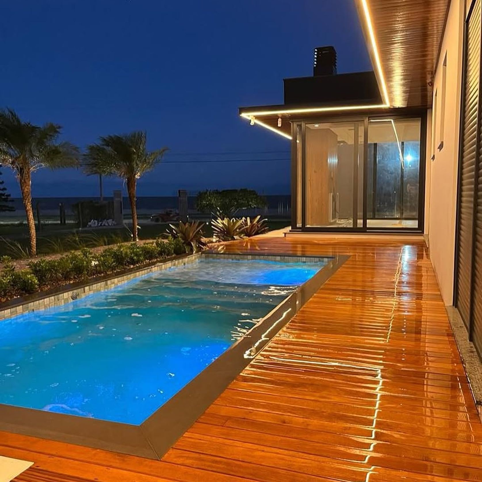 Fes Blue 9.0m x 4.0m Swimming pool with tanning ledge gallery detail image