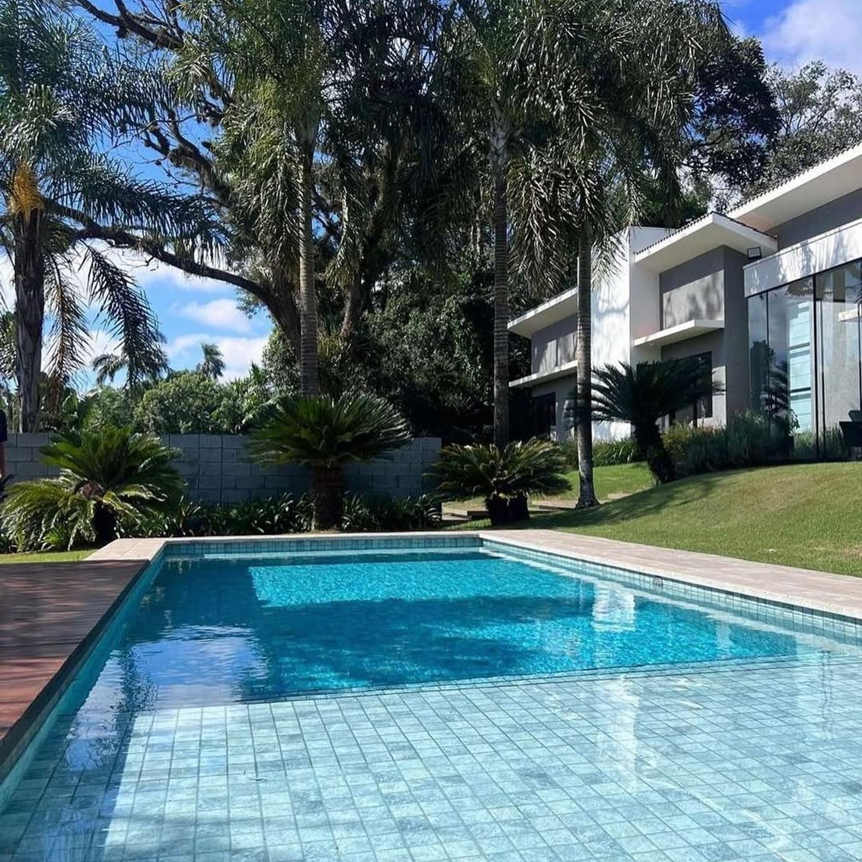 Fes Blue 9.0m x 4.0m Swimming pool with tanning ledge gallery detail image