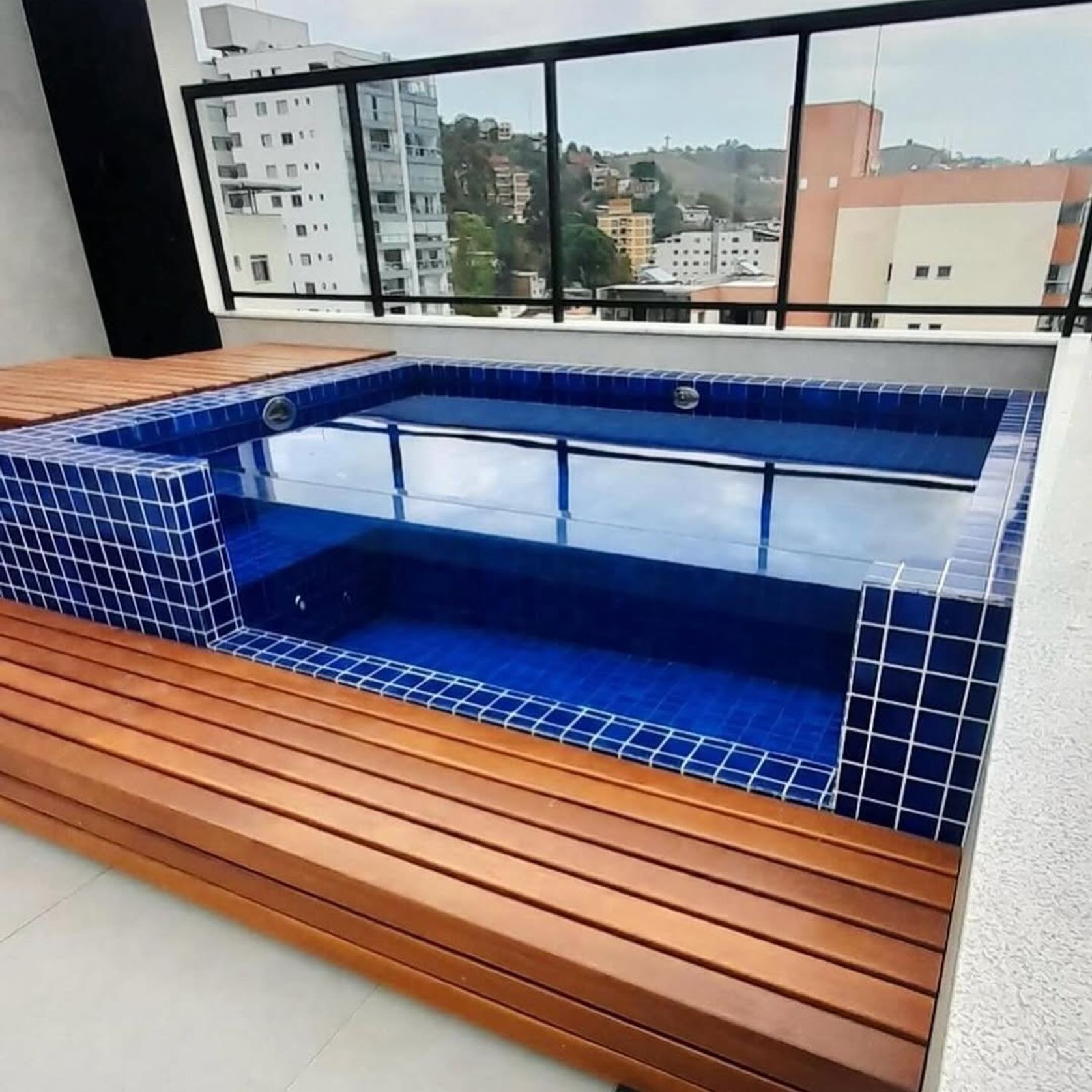 Faenza 3.05m x 2.27m x .86cm Swimming pool gallery detail image