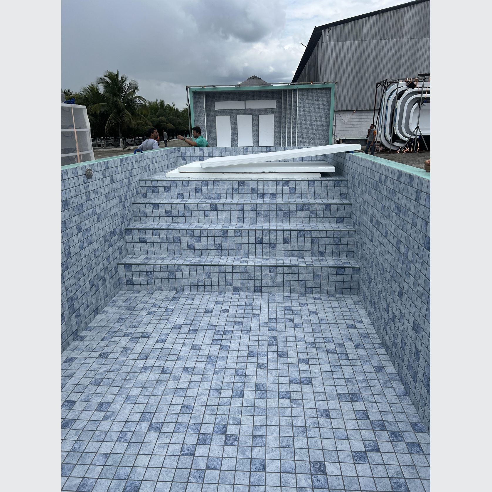 Fes Blue 9.0m x 4.0m Swimming pool with tanning ledge gallery detail image