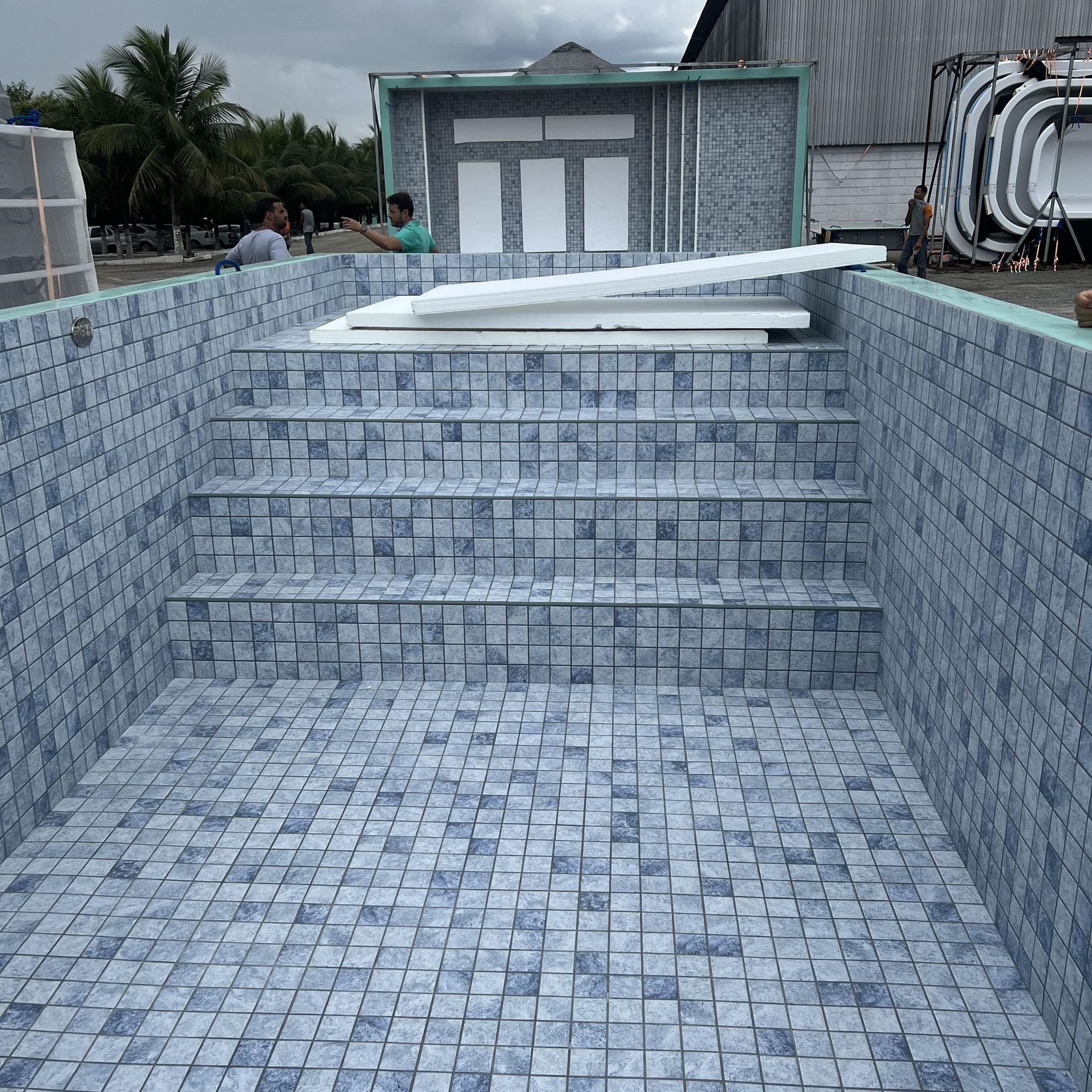 Fes Blue 9.0m x 4.0m Swimming pool with tanning ledge gallery detail image