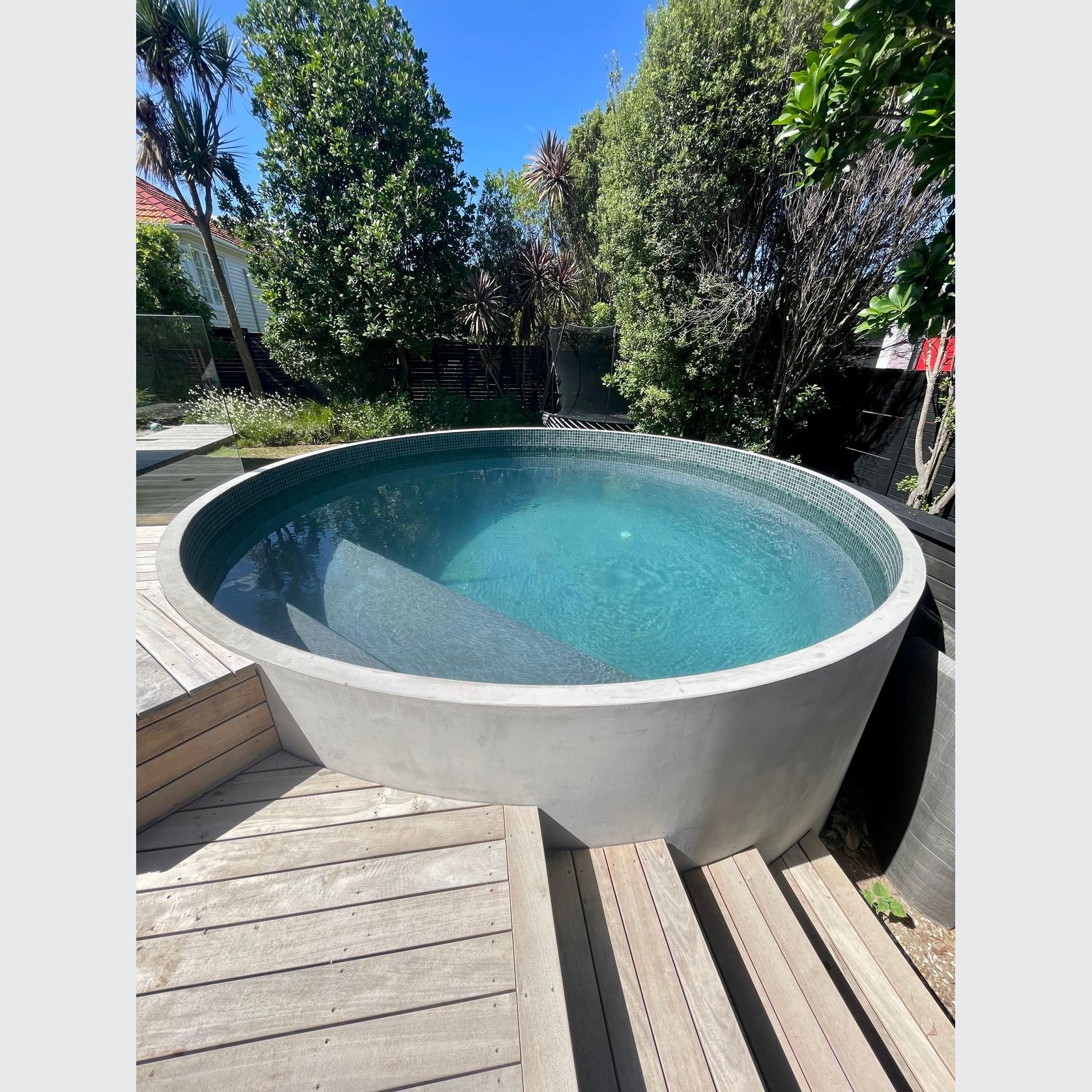 The Manu – Naked - Kit Set gallery detail image