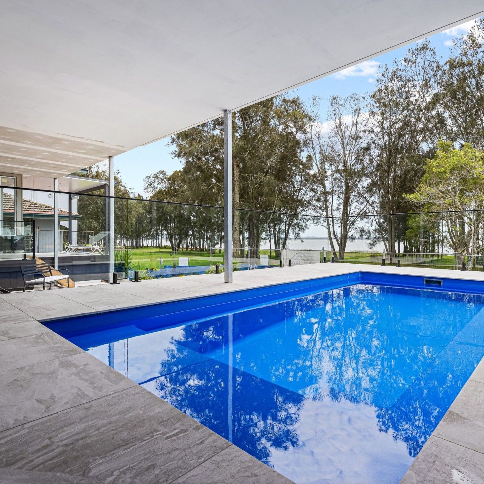 Play | Model 6 Max | The Little Pool Co gallery detail image