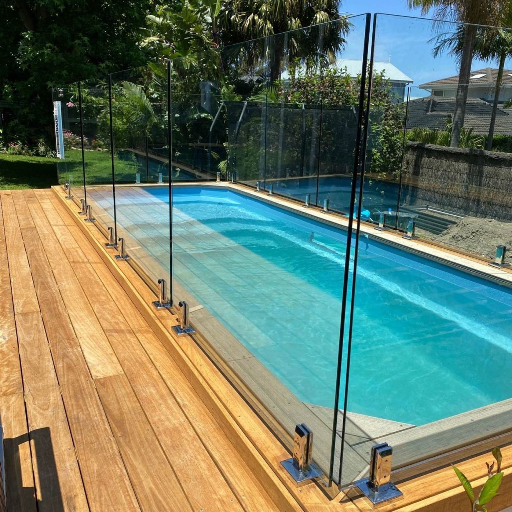 Relax | Model 6.3 With Beach | The Little Pool Co gallery detail image