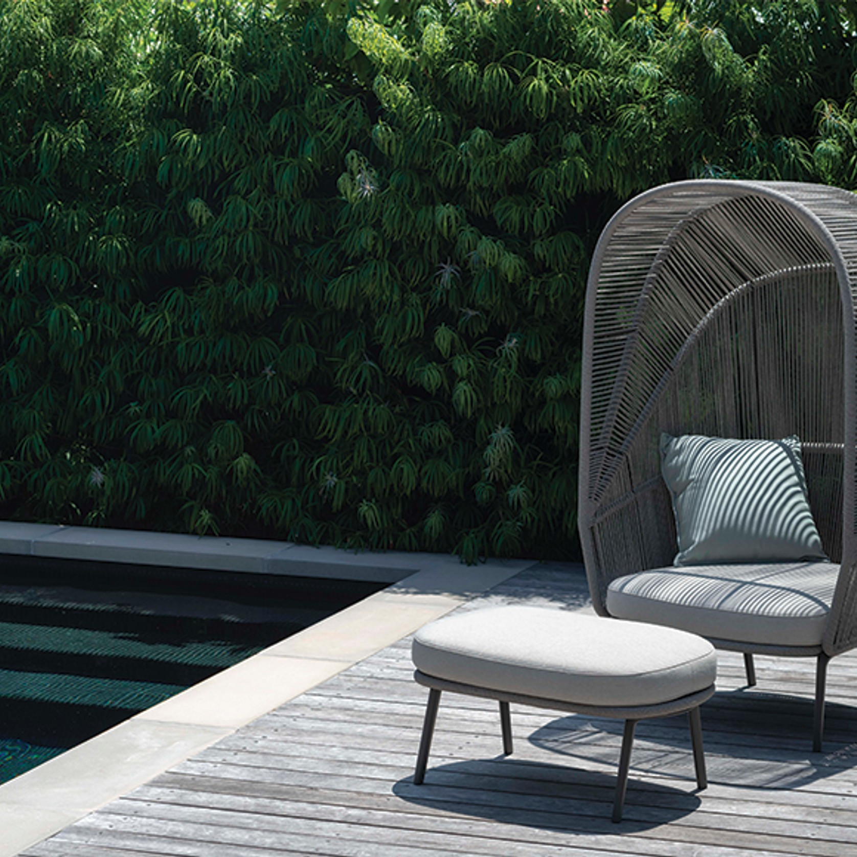 RILLY Cocoon Chair gallery detail image