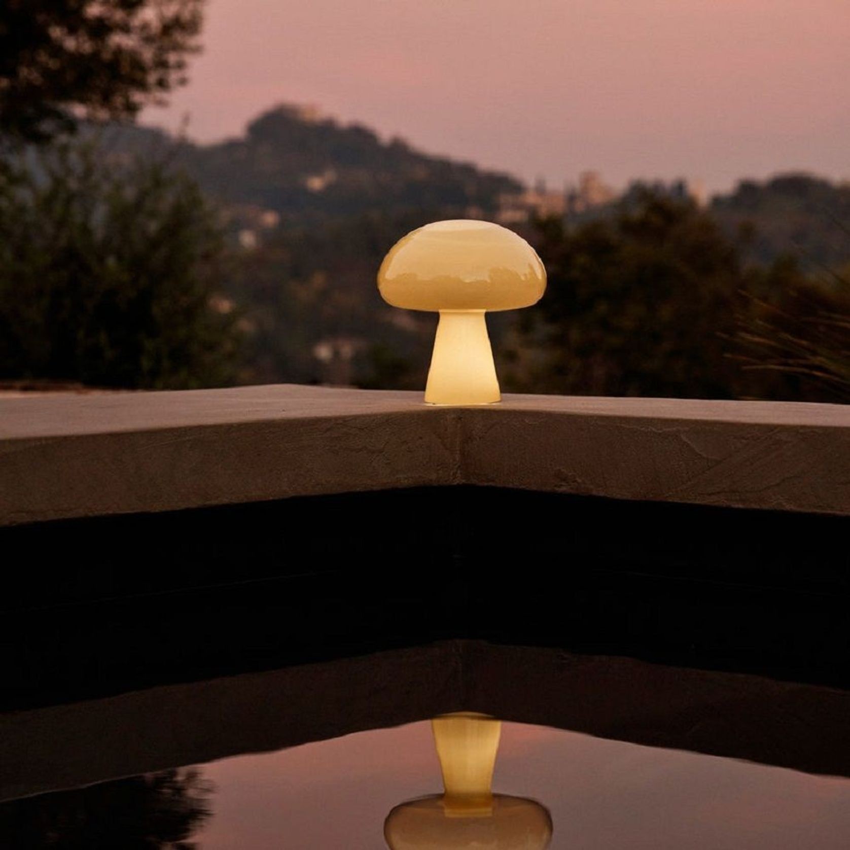 Obello Portable Lamp gallery detail image