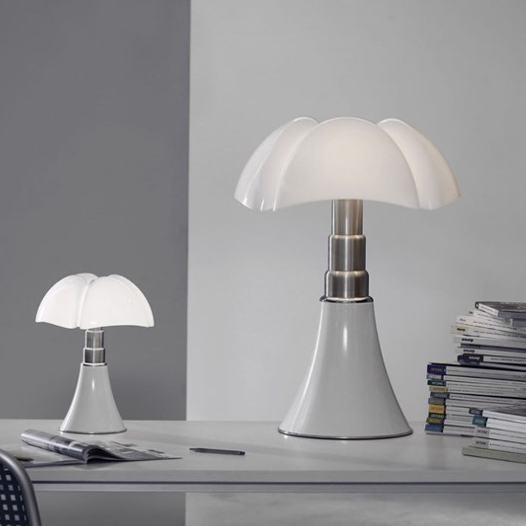 Martinelli Luce Pipistrello Table Lamp gallery detail image