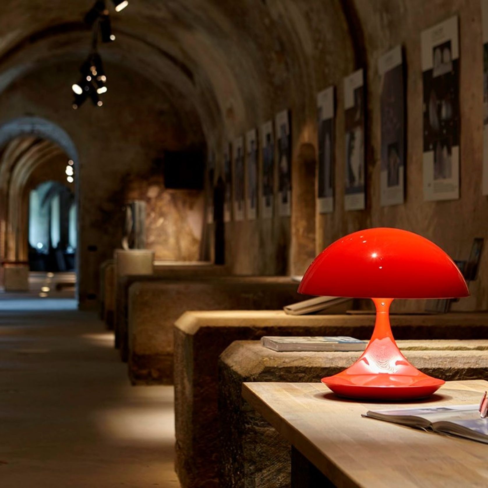 Martinelli Luce Cobra Table Lamp gallery detail image