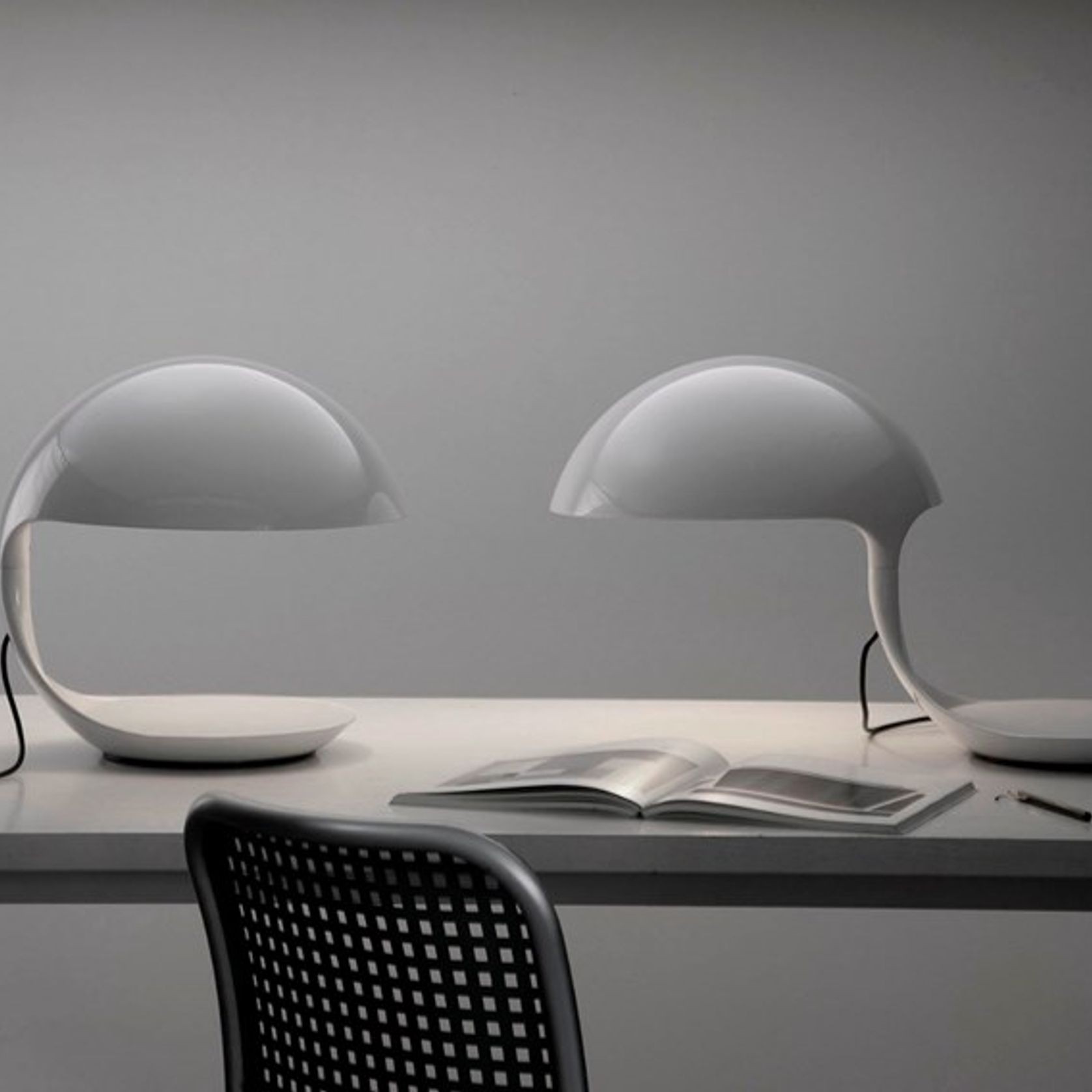 Martinelli Luce Cobra Table Lamp gallery detail image
