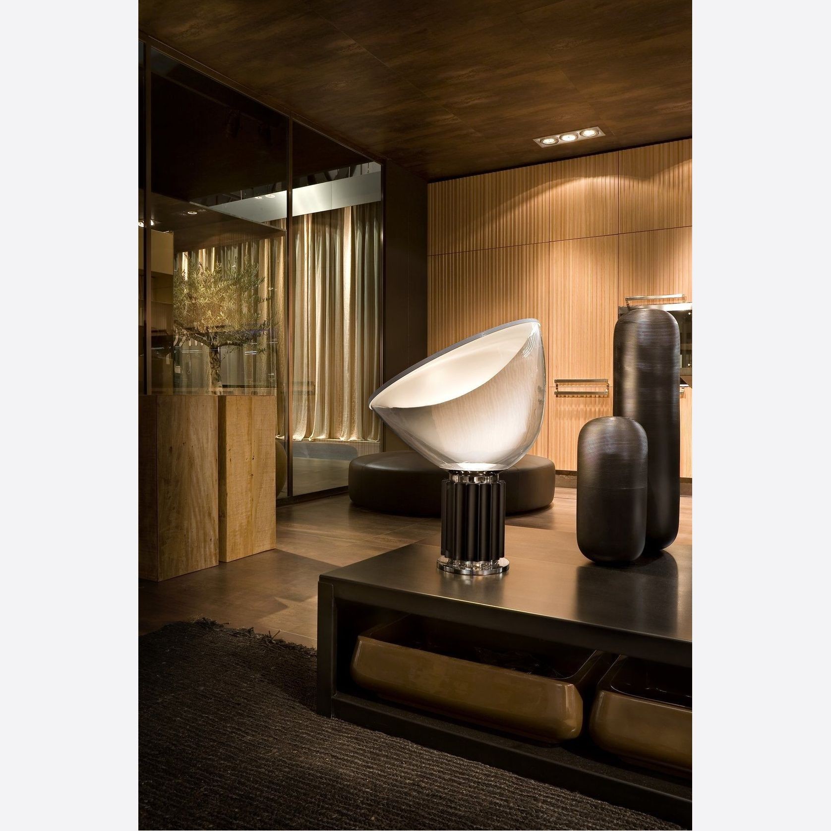 Taccia Table Lamp gallery detail image