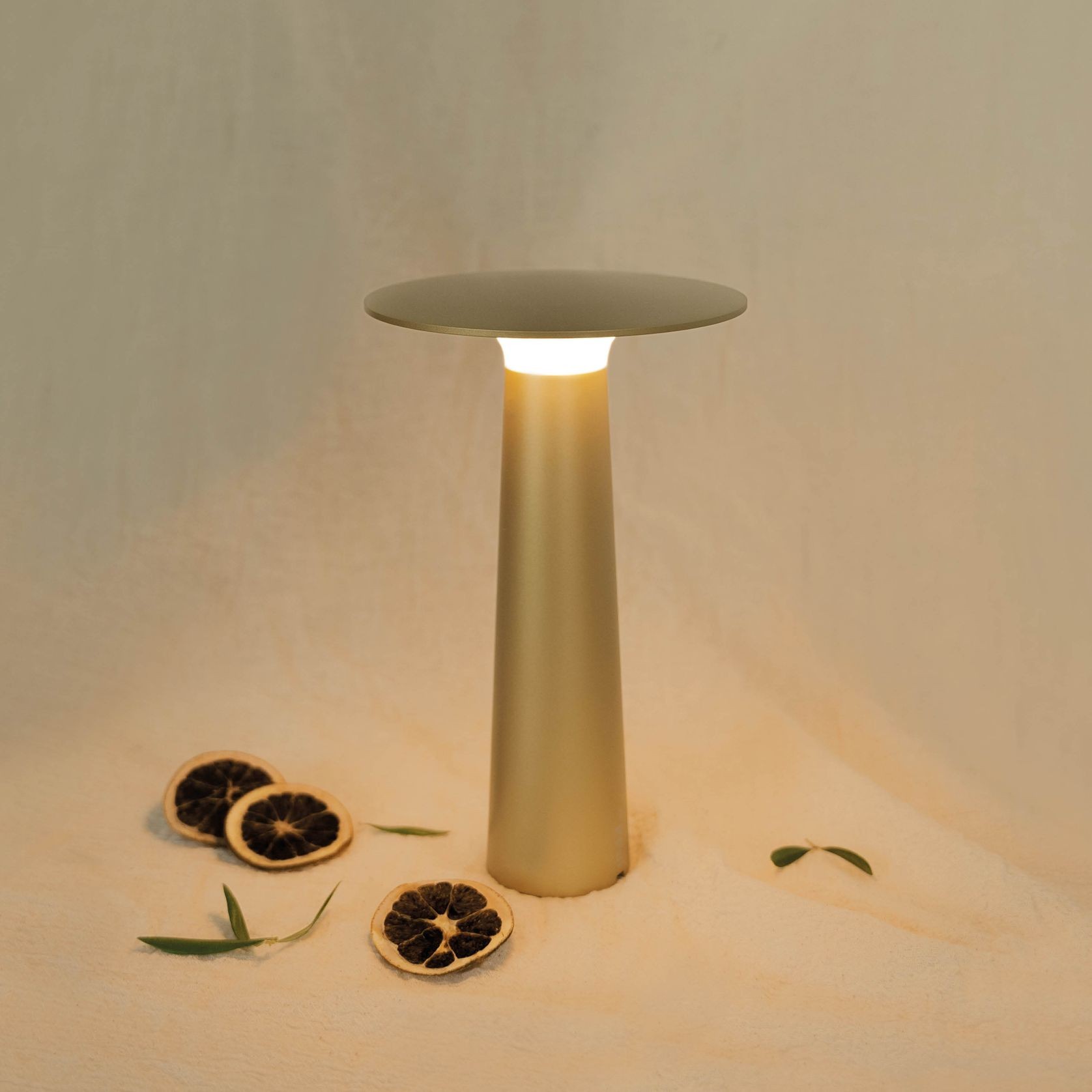 Lix Dim to Amber Lamp gallery detail image