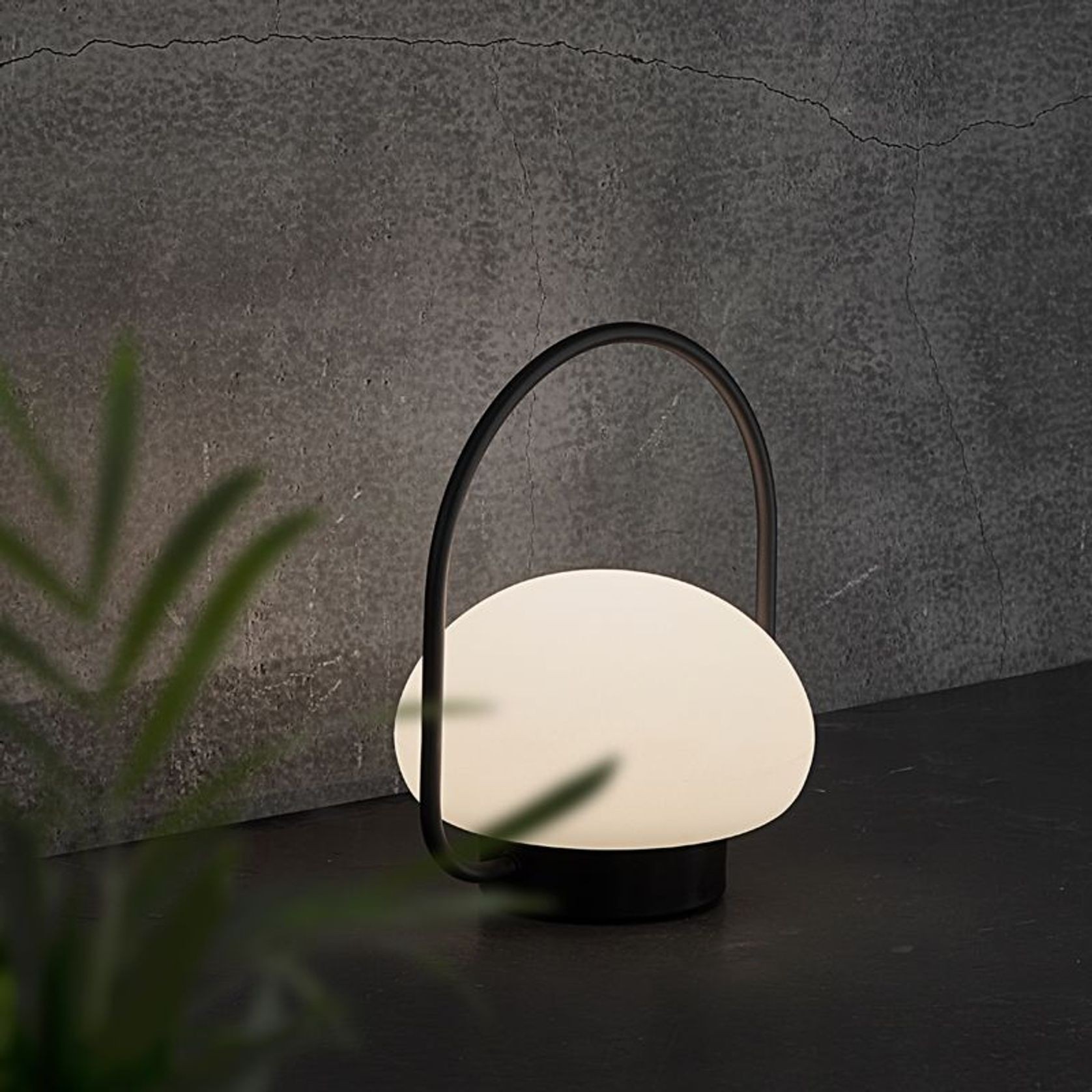 Sponge To Go | Portable Lamp gallery detail image
