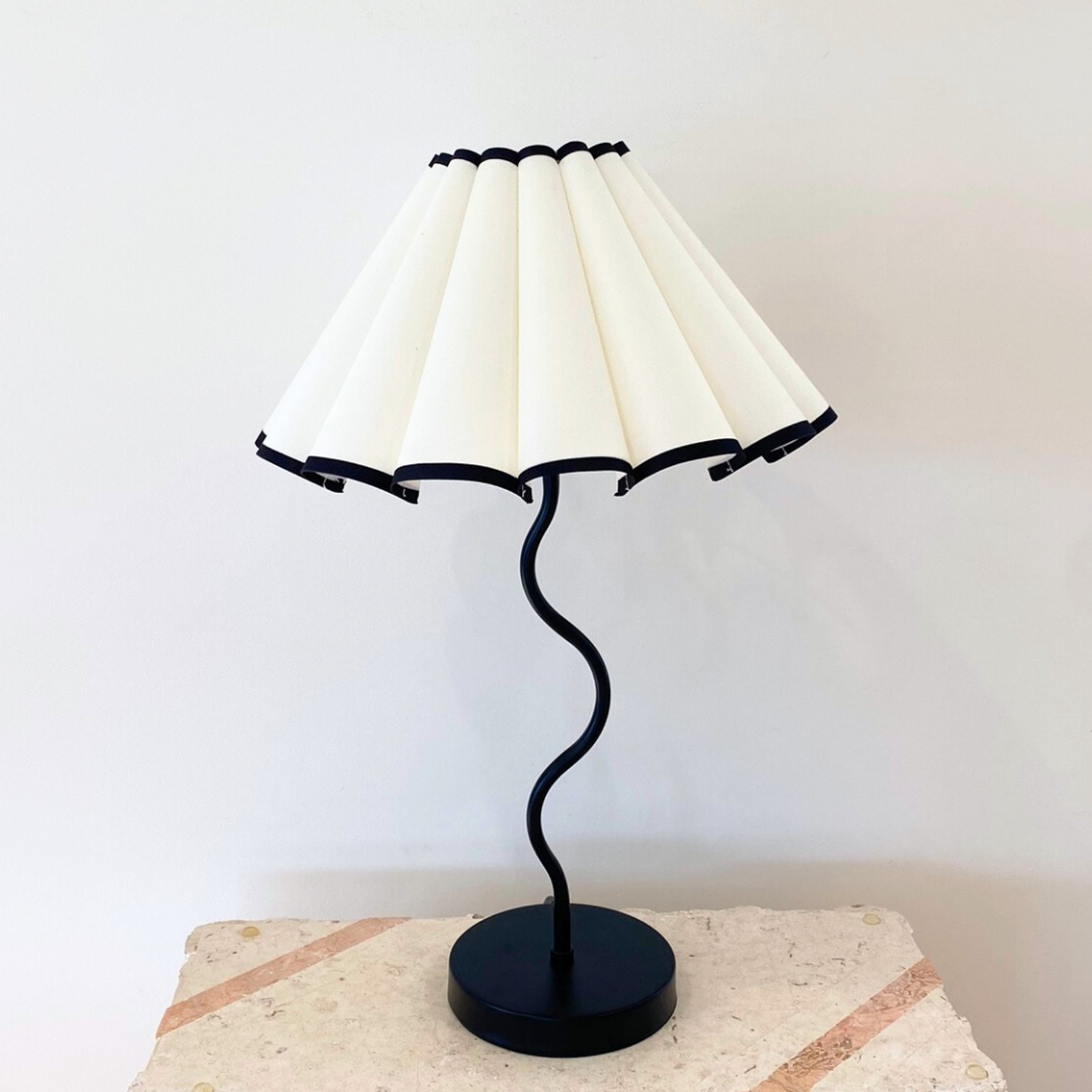 Harper Wavy Lamp- Black gallery detail image
