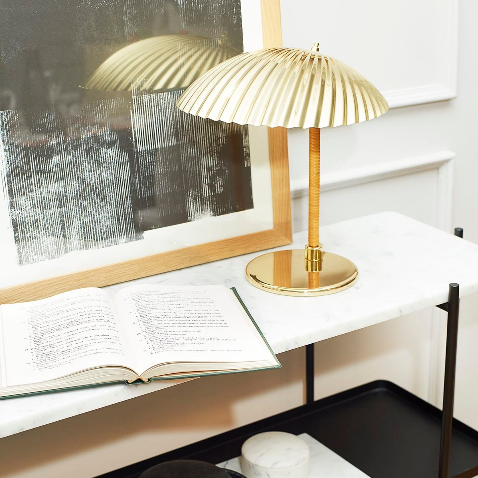 5321 Table Lamp gallery detail image