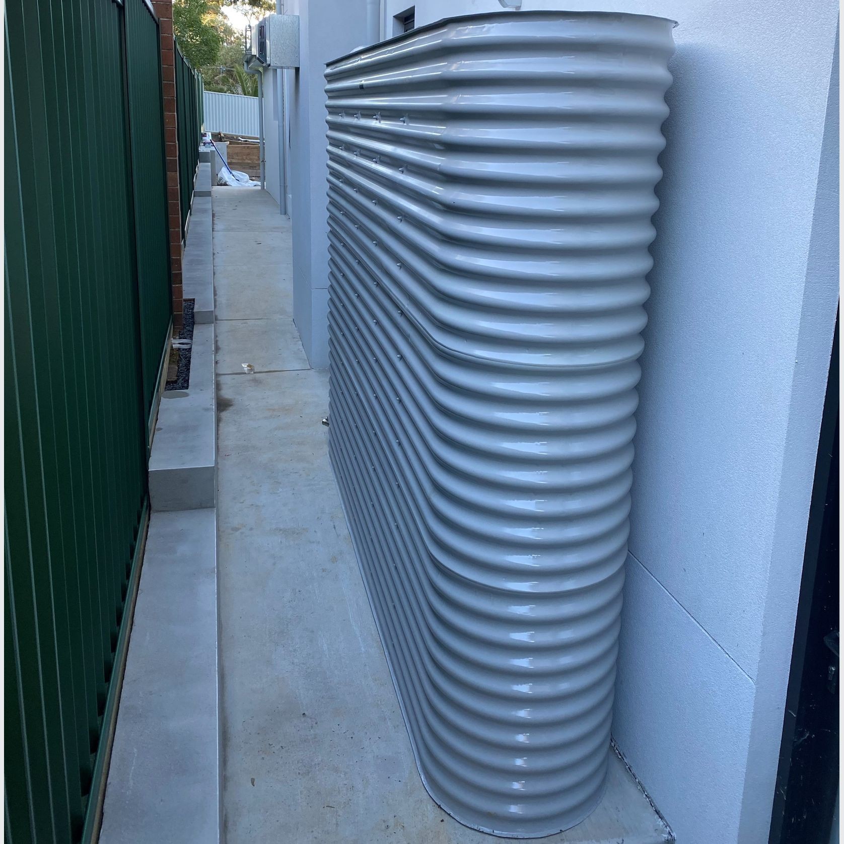 10,000 Litre Slimline 304-Grade Stainless Water Tank gallery detail image