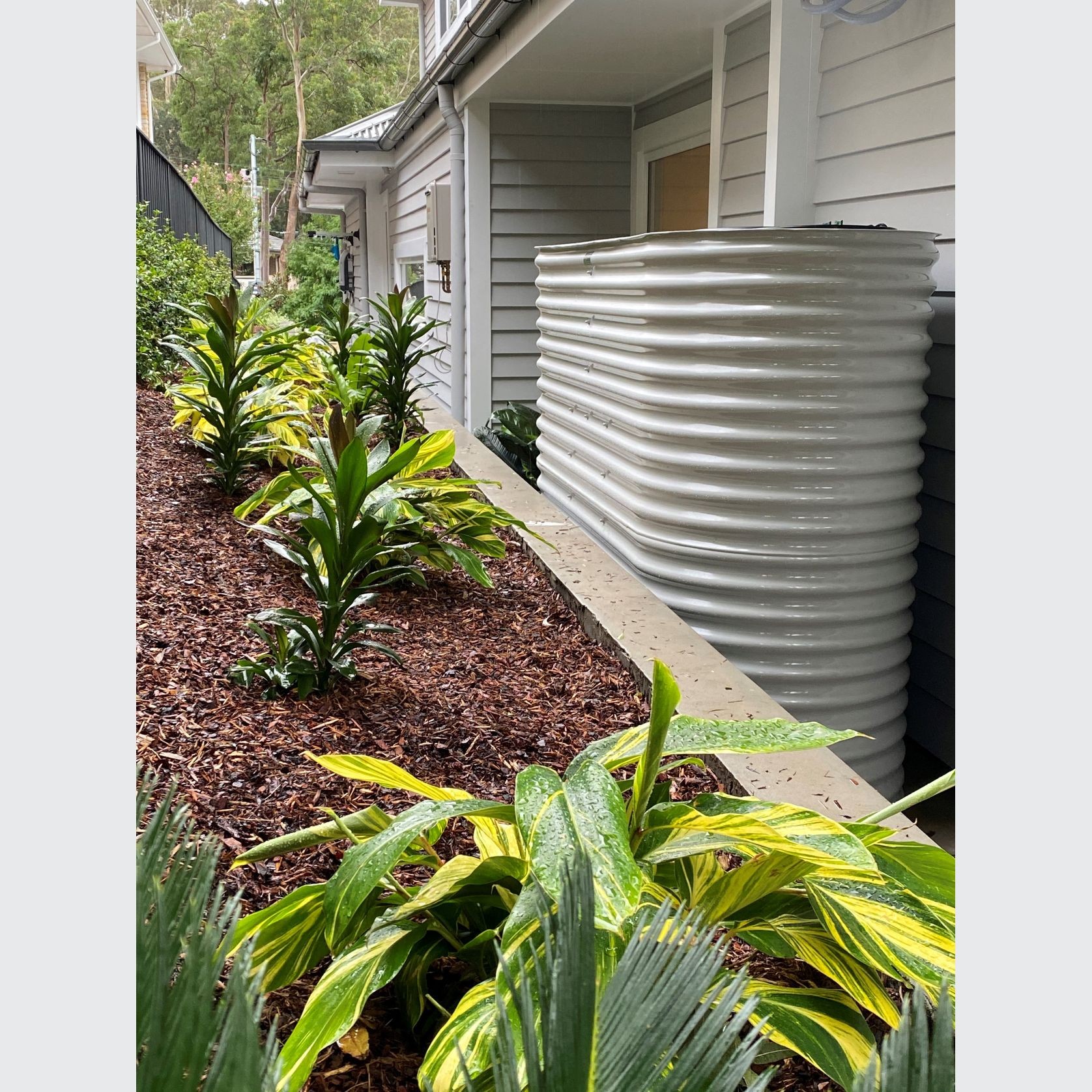 2000-3000 Litre Slimline 304-Grade Stainless Water Tank gallery detail image