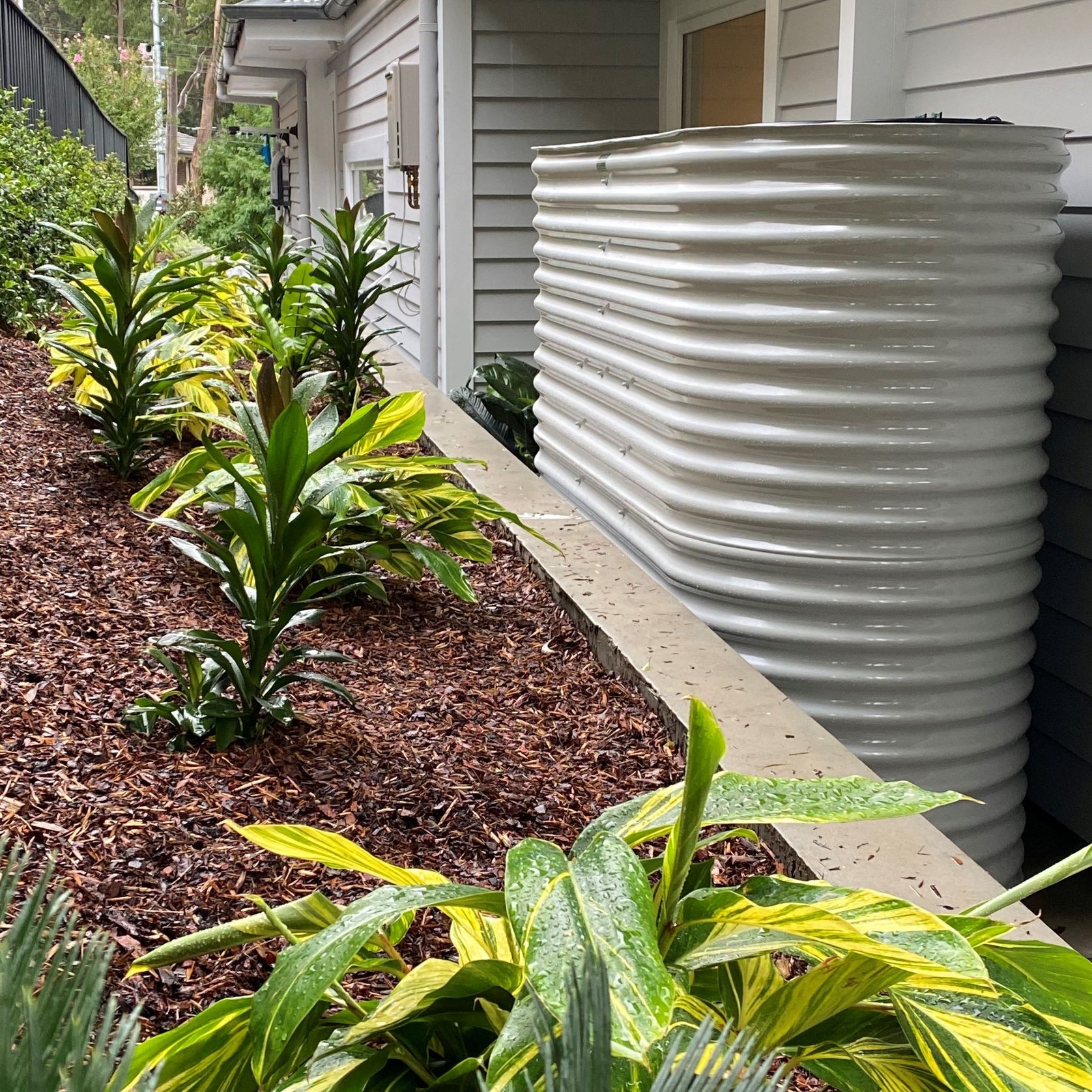 2000-3000 Litre Slimline 304-Grade Stainless Water Tank gallery detail image