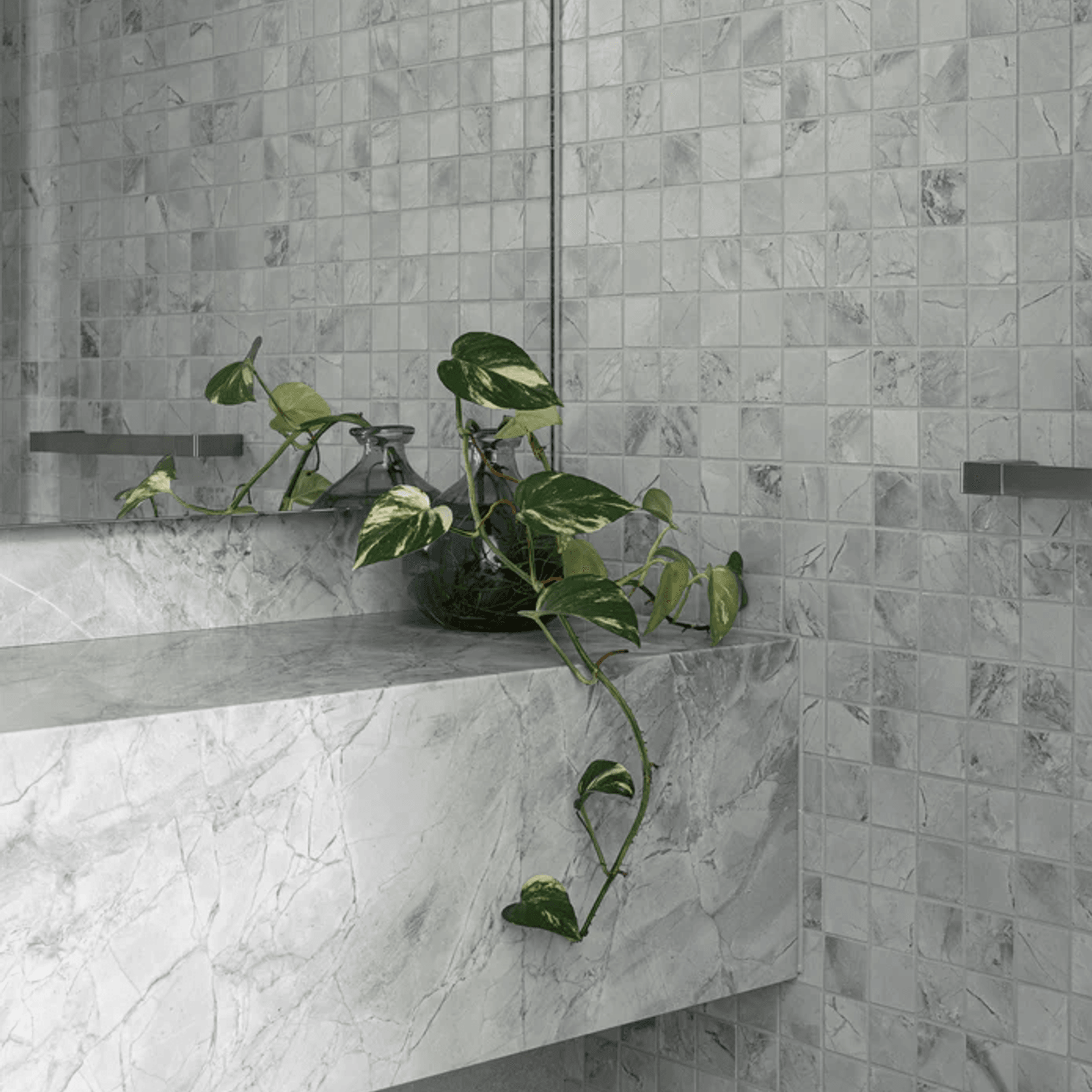 Superwhite Quartzite Flute gallery detail image