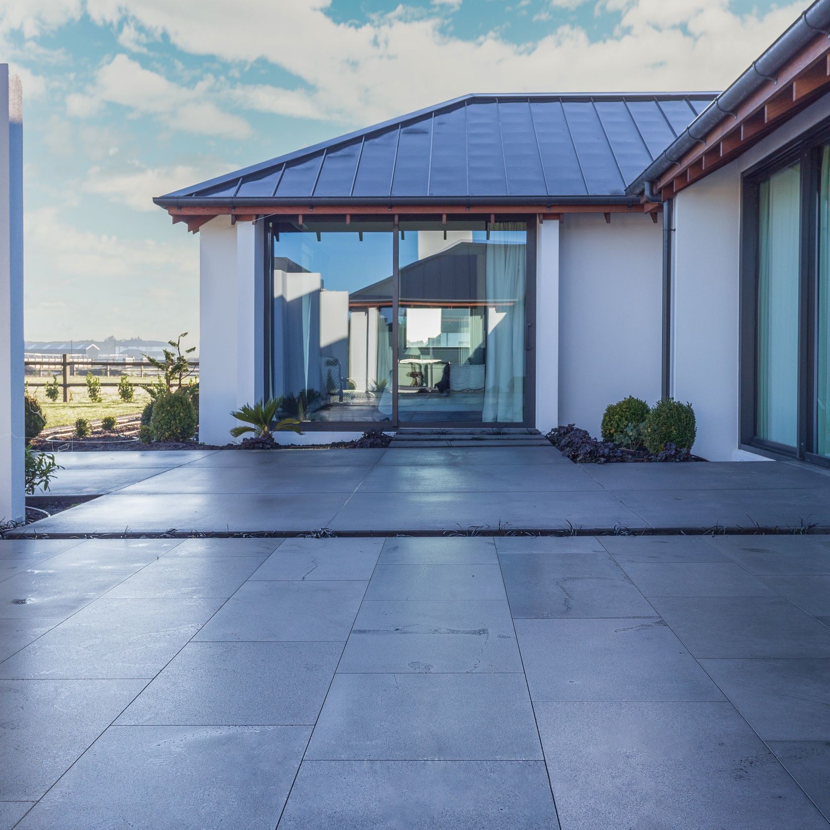 Bluestone Paving gallery detail image