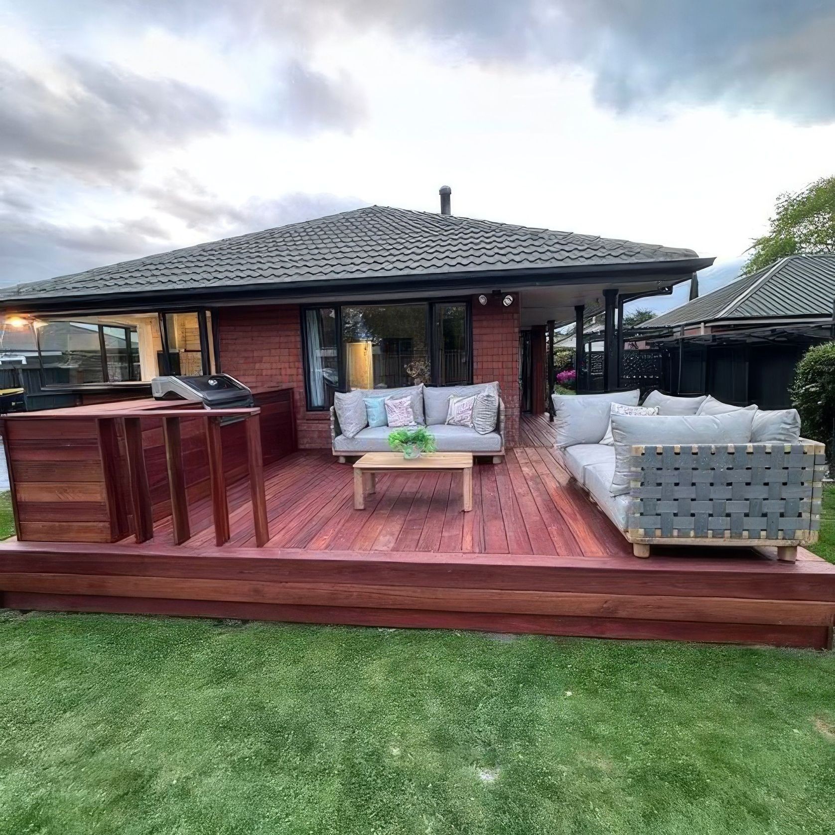 Royal Reds Decking gallery detail image