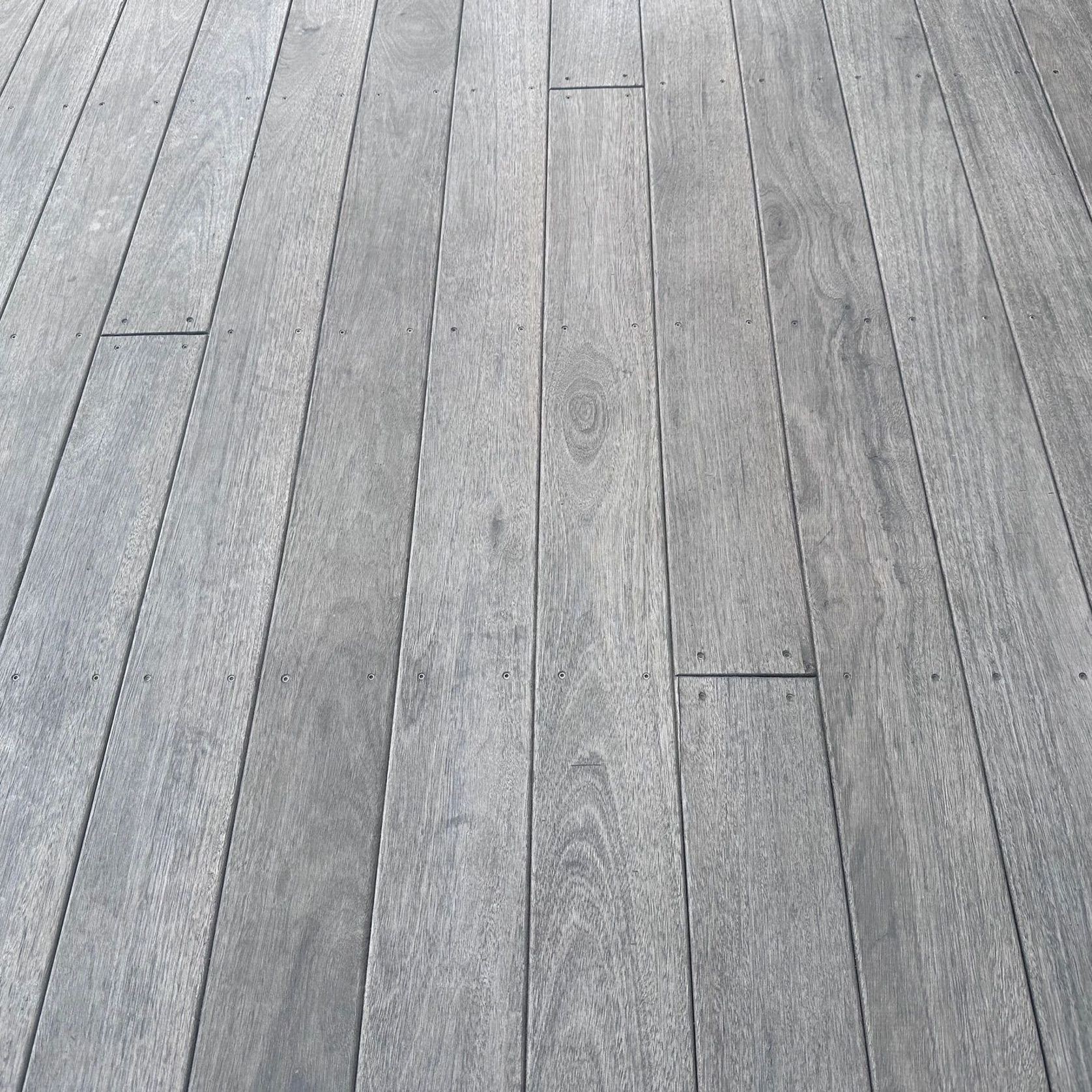 Royal Reds Decking gallery detail image